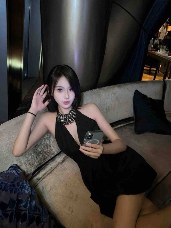 好评 舌吻 深圳 古驰✝️深圳 178cm 婉婉