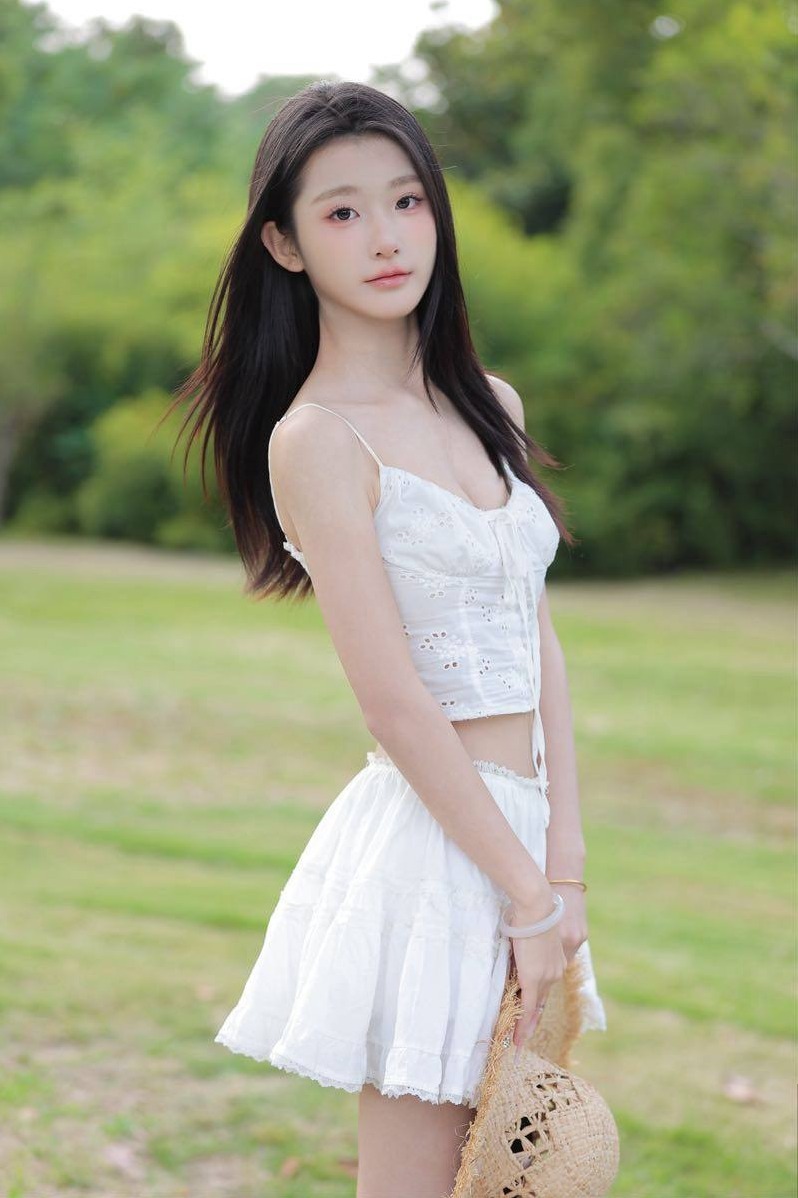深圳 张葡萄 173高瘦白 艺校女友感