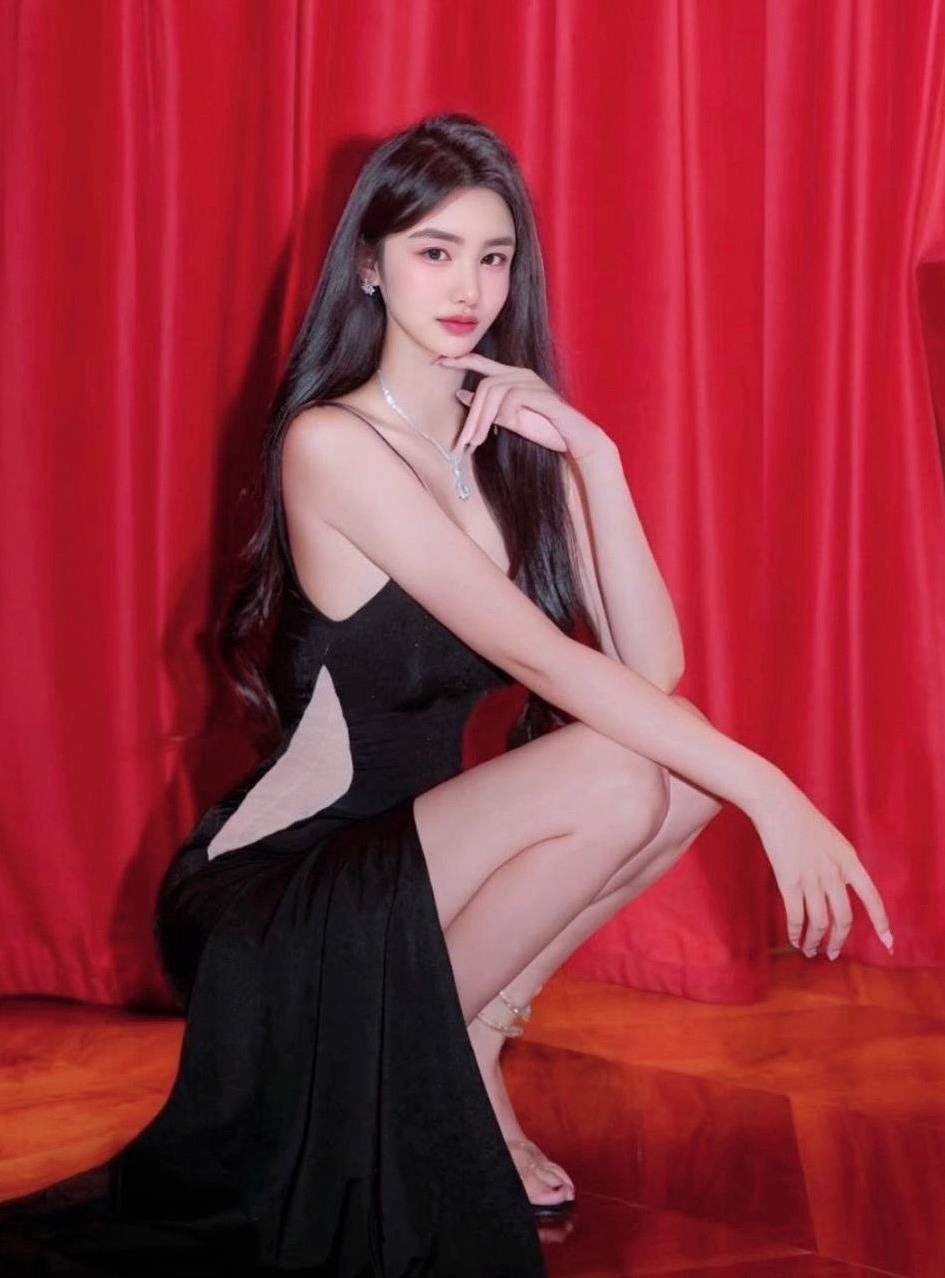 深圳 张葡萄 自然D杯 肤白貌美 清新女友感