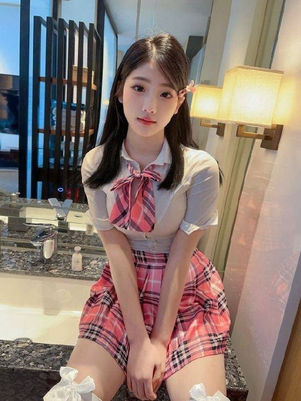 小鱼 悠悠 北京 北京老顽童🏠 168cm 朝阳区
