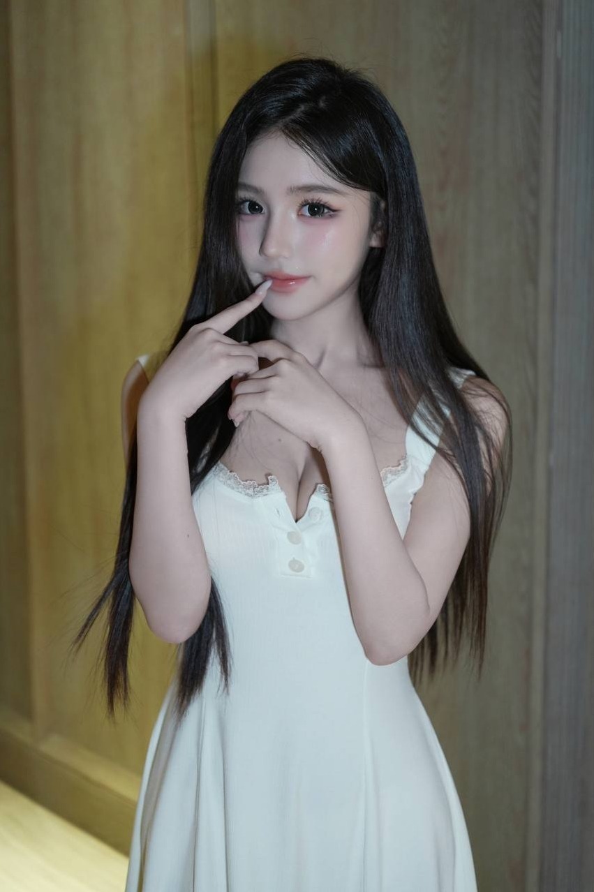 深圳 如梦 高挑清纯气质 JK黑丝服务贴心温柔