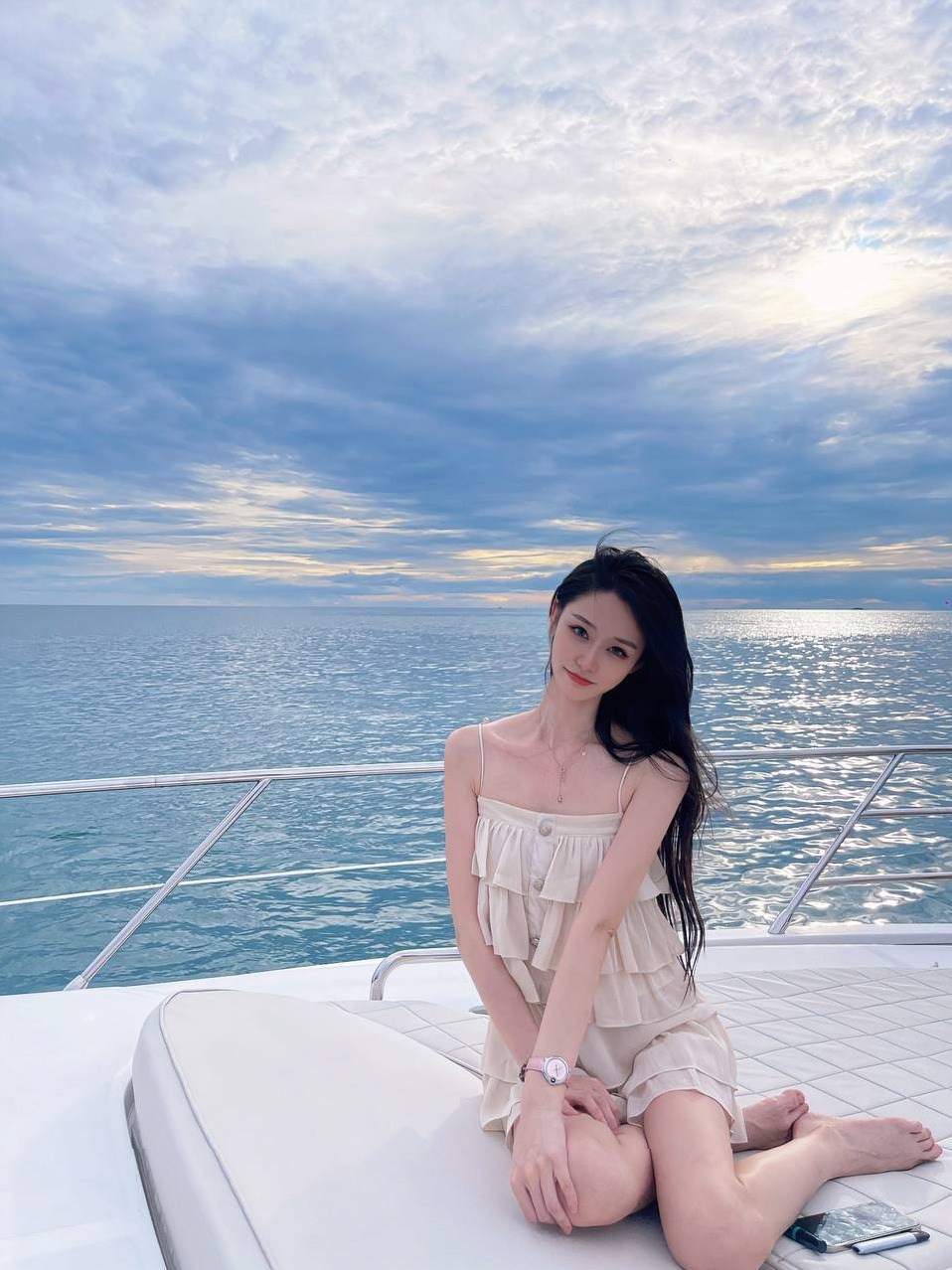 深圳 紫萱 直角肩大长腿 甜美治愈系