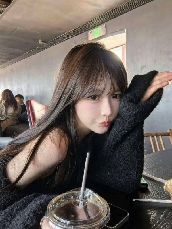 深圳 米雪儿 168cm高挑 85斤纤细 清纯写真