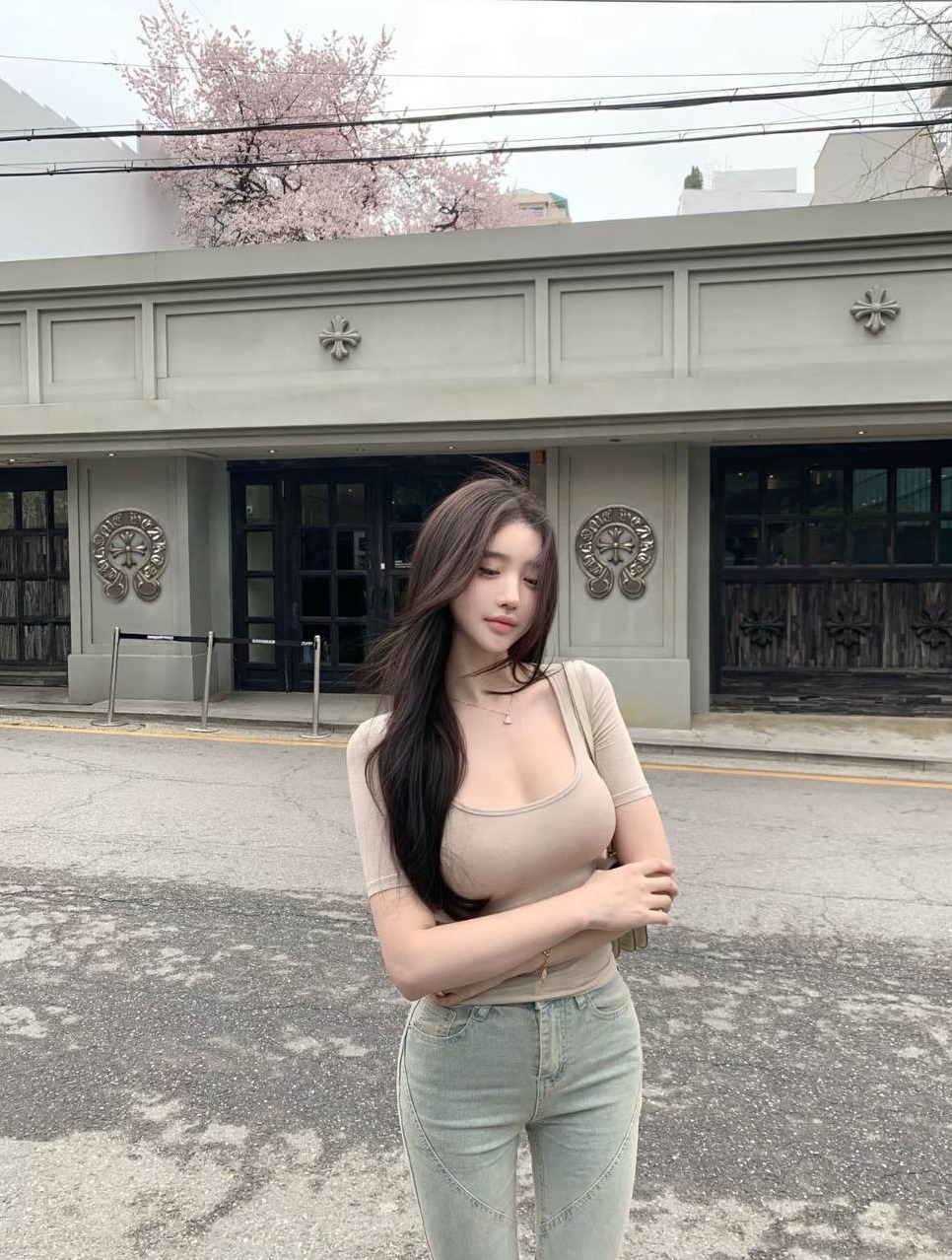 广州 奈奈 清纯形象 保守穿搭 惊喜约会