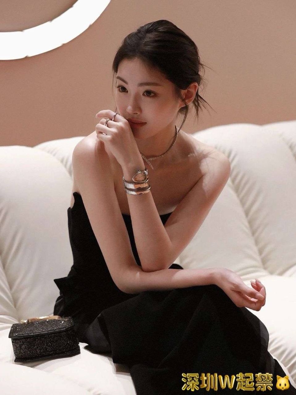 深圳可可蜜桃身材白皙耐心周到服务
