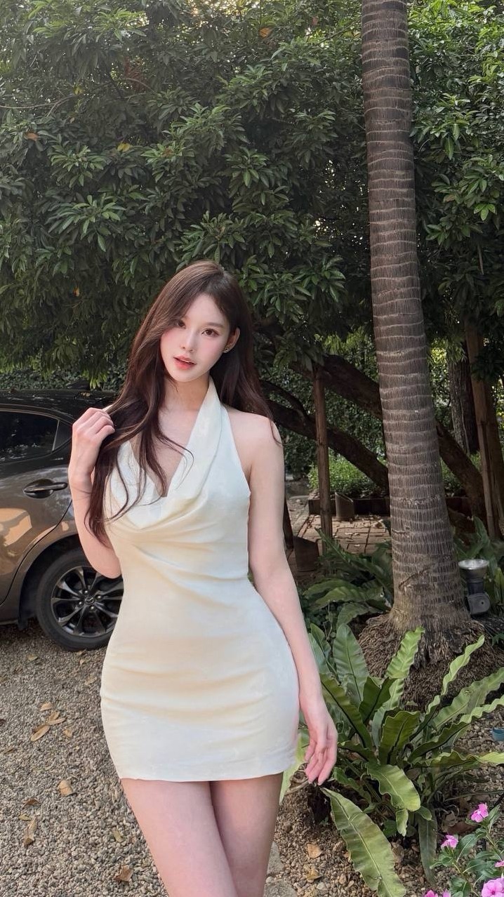 上海普陀小红娘176cm51kg全身雪白无瑕疵高情商御姐