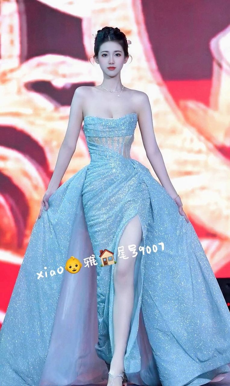 杭州清禾高挑曲线写真拍摄服务自然耐心