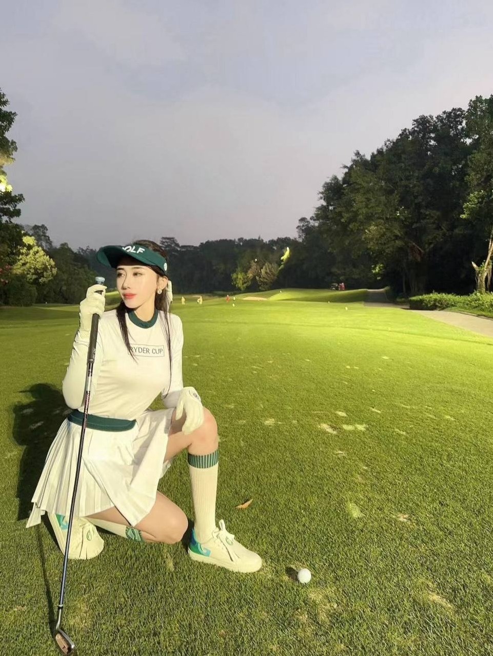 深圳 艺名待补 曲线身材 互动拍摄服务