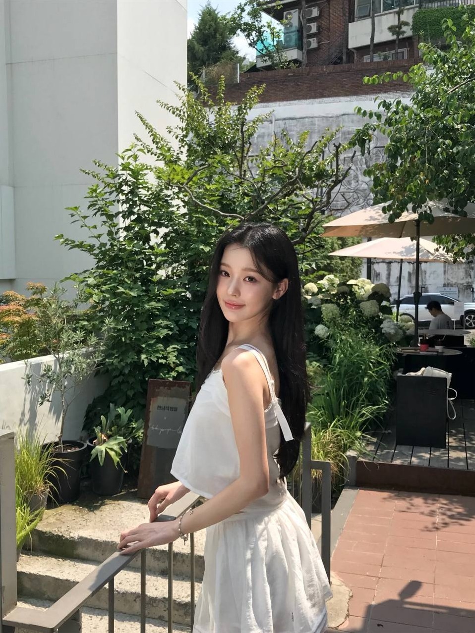 上海普陀英伟达布丁 纯天然素颜女神 超紧致翘臀纯欲反差