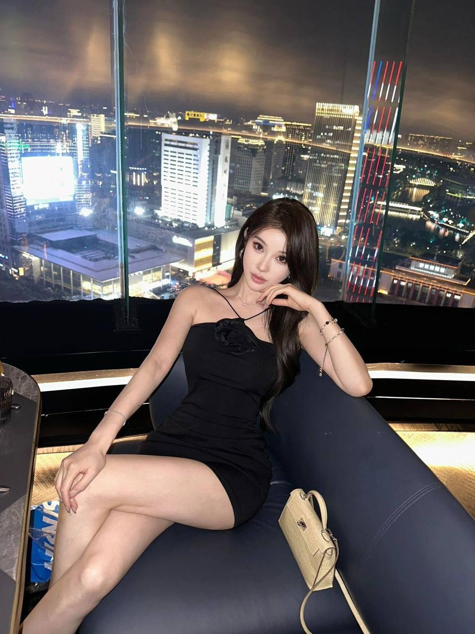 广州阿力 硬5 健身模特身材 雪白肌肤 脾气超好