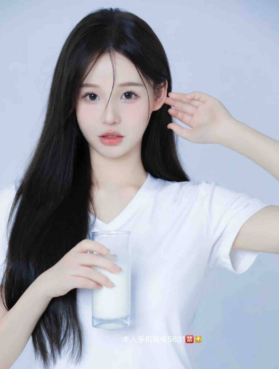 广州阿力 圈外女友 纯欲风 皮肤白 配合度高 S身材 168cm 36E