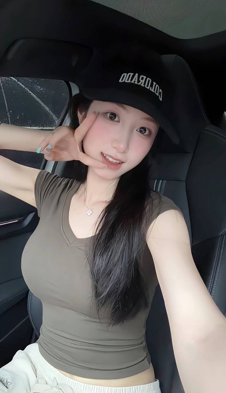 深圳 栀虞 细腿牛奶肌 艺术学院毕业