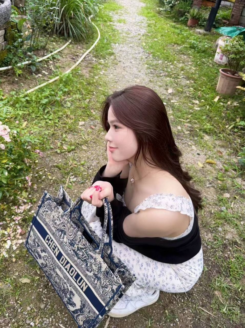 广州天河 星星 真胸E 白嫩超嫩 温柔狂骚 照片视频一致