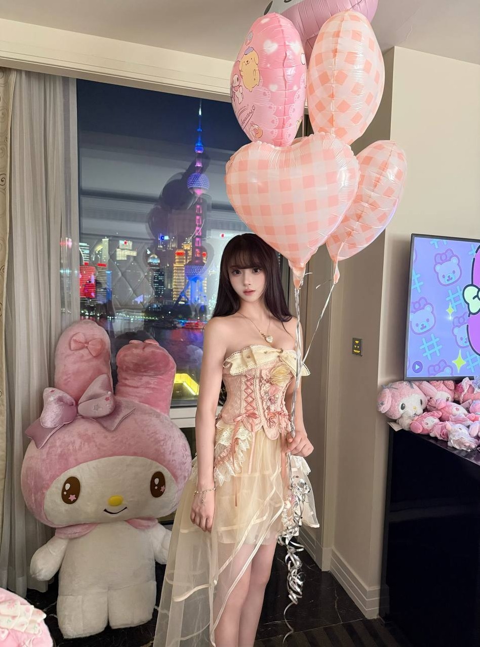 一字马 白虎 上海 𝑺𝒉𝒂𝒏𝒈𝑯 172cm 花火
