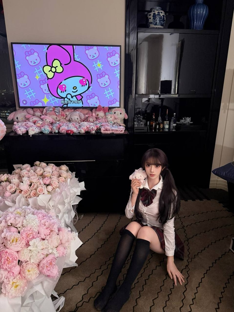 白虎 上海 𝑺𝒉𝒂𝒏𝒈𝑯 172cm 花火 一字马