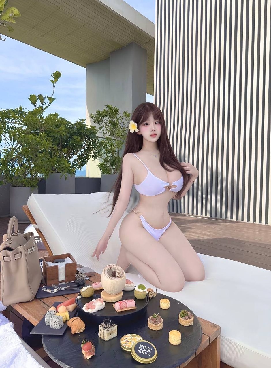 上海 小柳岩 丰满身材 私人定制