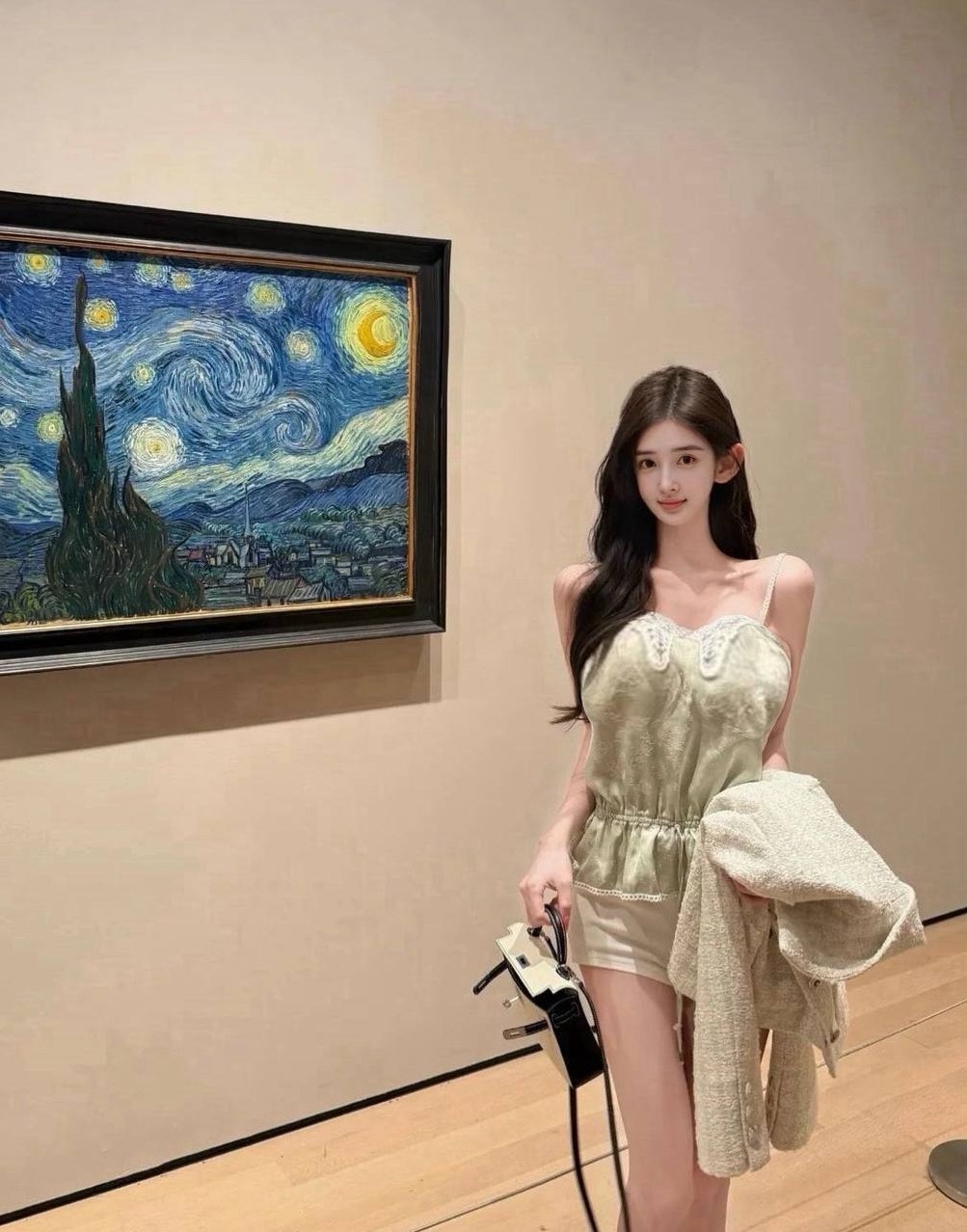 上海 维琪 S身材 50kg 网红穿搭博主