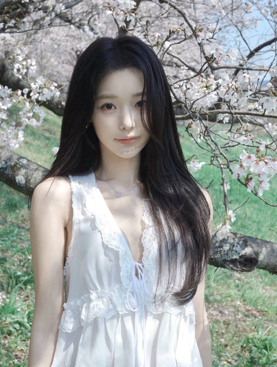 上海 迷迷 169cm 清纯翘臀 声甜体软 素质约会