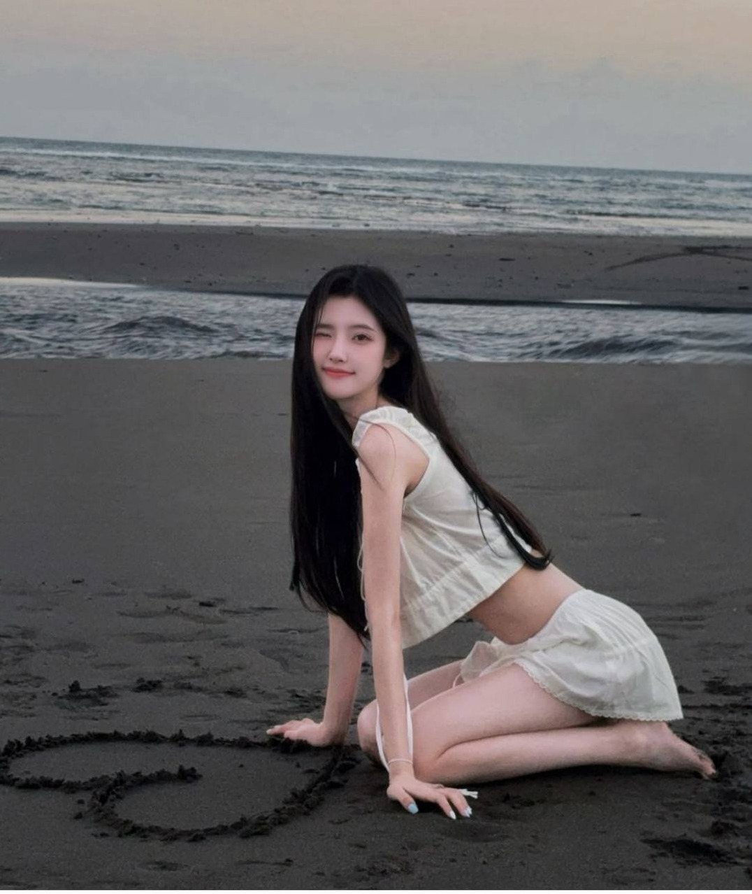 上海 迷迷 冷白皮 紧致匀称 高素质陪伴