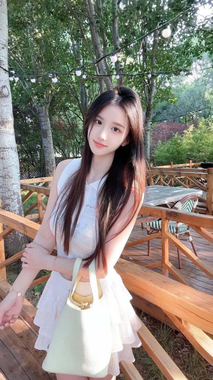 上海 苏夏 172cm 雪白肤质 短期兼职