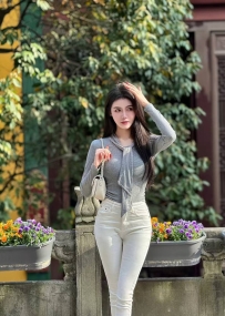 2190  杭州外围-模特短期兼职，气质大牌  皮肤白嫩