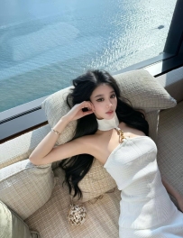 2250　上海外围-04年178高挑纤细身材