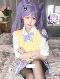 2423　上海外围-真实在校大学生，你的二次元白虎女友