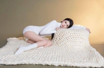 2045  长沙外围-一次下水， 纯小白上粉下嫩，纯天然0整