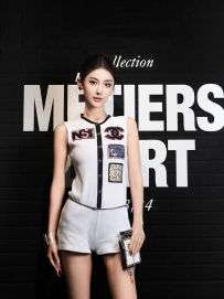 1604　广州 180D国际超模·时装周博主 | 寒枫