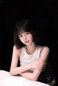 上海外围-在读服装设计