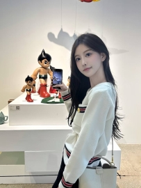 2818　南京外围-22河北人，性格温婉  气质极佳