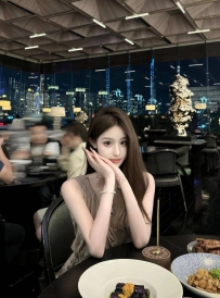 1078  上海外围-纯欲清纯平面模特 | 小樱