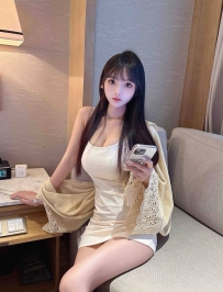 2001  长沙外围-纯欲款，一字马，身体柔软