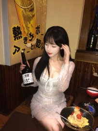 2618　广州外围-05年清纯有御姐范 天然E，白虎，0整