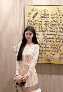 2908　上海外围-中国传媒大学在读生，天然真F，雪白肌