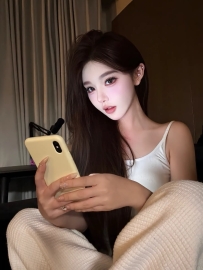 上海外围-气质大蜜甜美学姐