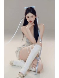 3719--广州-娜美酱 白虎 03年 真胸36C
