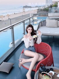 1237  广州外围大圈-空乘系初恋女神 | 卡人