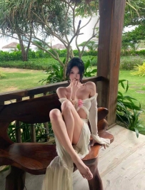 2440　杭州外围- 抖音小红书网红，彩妆模特