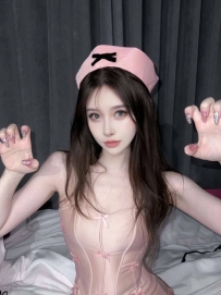 上海外围-皮肤雪白榨汁机