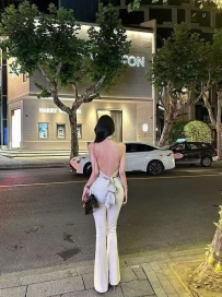 1538　上海-22岁天然巨乳网红千寻 | 千寻