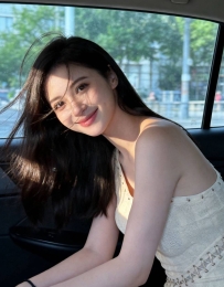 1305  广州外围-甜美清纯女孩 | 寒枫
