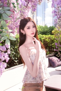 2595　北京外围-新下水，天生翘臀，A4腰