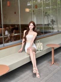 2209　上海外围-学生兼职，s处紧致.极致体验.三点粉