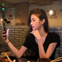 1074  上海外围-小红书博主精致女友 | 小红娘