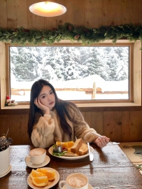 2756　上海外围-女大真实兼职，皮肤雪白如玉